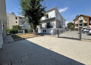Zona - Villa via Roma, 65, Cardano al Campo - photo 40