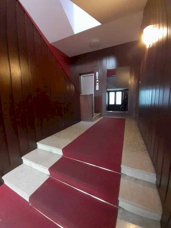 Interno palazzo - Four-room apartment via Camillo Benso di Cavour, 48, Torino (neighborhood Centro) - photo 3