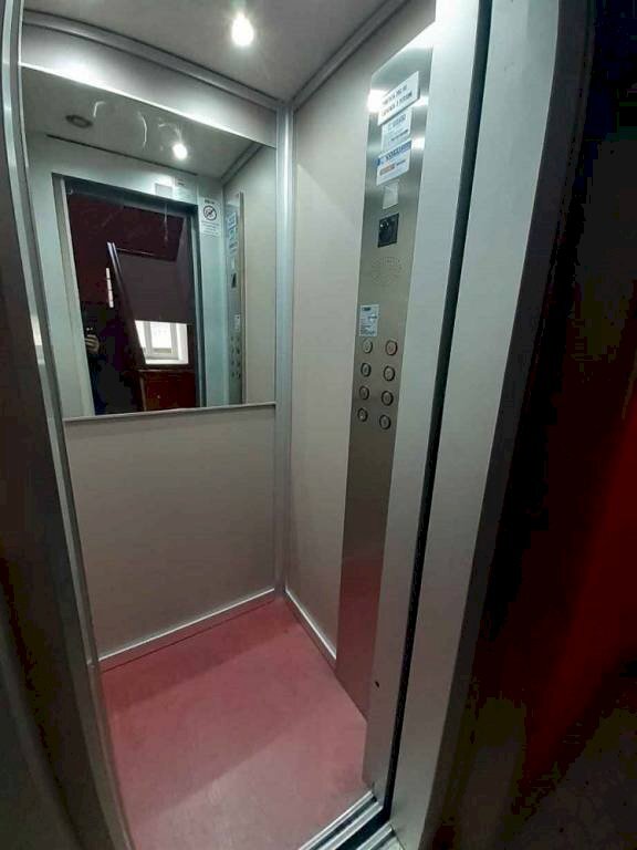 Ascensori - Quadrilocale via Camillo Benso di Cavour, 48, Torino (zona Centro) - foto 3