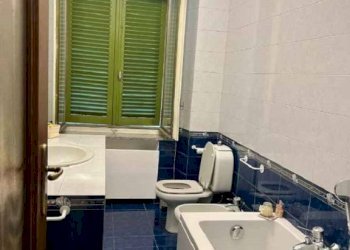Bagno - Quadrilocale via Camillo Benso di Cavour, 48, Torino (zona Centro) - foto 12