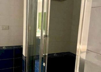 Bagno - Quadrilocale via Camillo Benso di Cavour, 48, Torino (zona Centro) - foto 13