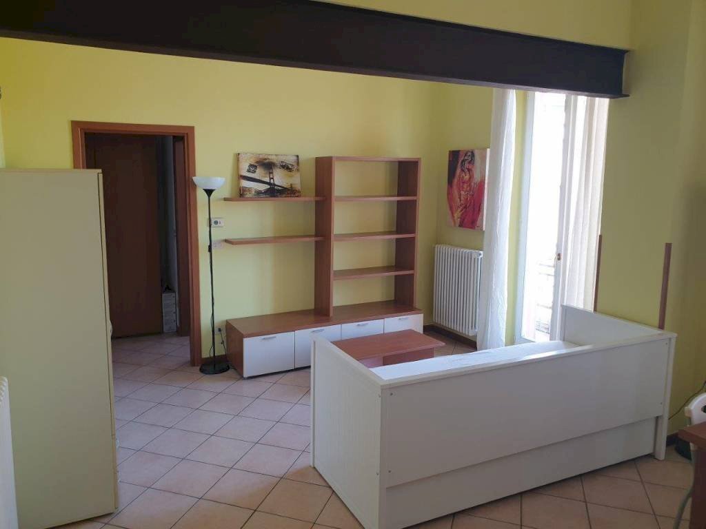 Studio - Monolocale via Emilia Est, 50, Parma (zona San Lazzaro) - foto 3