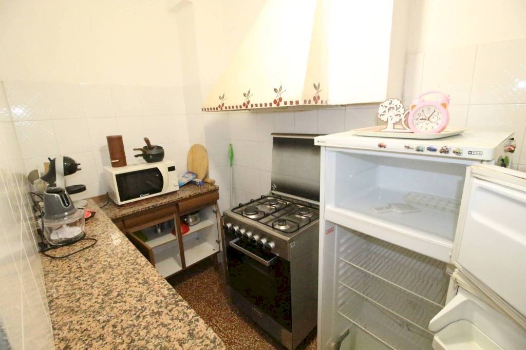 Cucina - Bilocale via Luigi Rizzo, Genova (zona Pegli) - foto 2