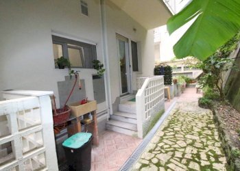 Giardino - Bilocale via Luigi Rizzo, Genova (zona Pegli) - foto 1