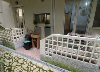 Cortile interno - Bilocale via Luigi Rizzo, Genova (zona Pegli) - foto 25