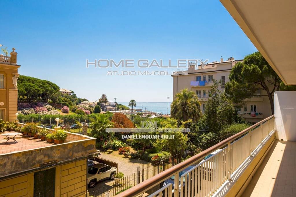 Balcone - Appartamento viale Nazario Sauro, Genova (zona Albaro) - foto 1