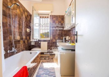Bagno - Two-room apartment via Monte Nero, Genova (neighborhood Marassi) - photo 12