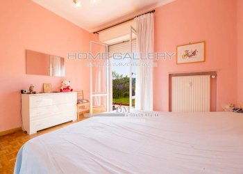 Camera da letto - Two-room apartment via Monte Nero, Genova (neighborhood Marassi) - photo 14