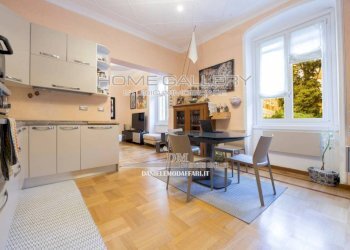 Cucina - Three-room apartment corso Firenze, Genova (neighborhood Castelletto) - photo 4