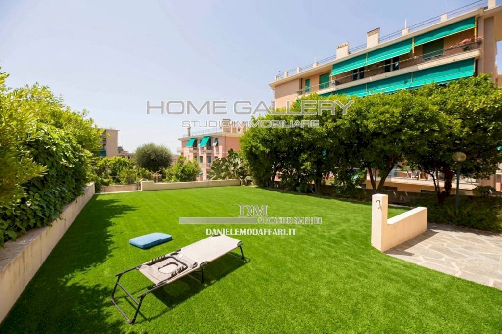 Giardino - Villa via Monte Baldo, frazione Quinto Al Mare, Genova - foto 3
