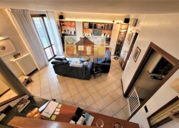 Interno non residenziale - Villa via Tabernacolo, frazione Capalle, Campi Bisenzio - foto 2