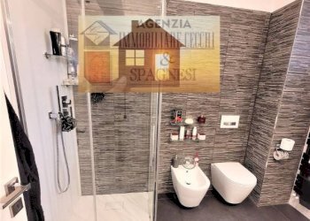 Bagno - Villa via Tabernacolo, frazione Capalle, Campi Bisenzio - foto 10