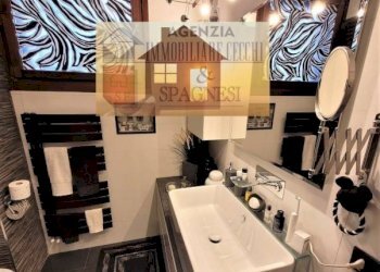Bagno - Villa via Tabernacolo, frazione Capalle, Campi Bisenzio - foto 13