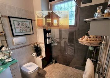Bagno - Villa via Tabernacolo, frazione Capalle, Campi Bisenzio - foto 32