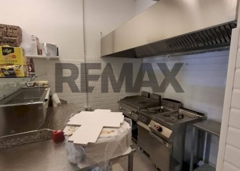 Cucina - Locale Commerciale Via Napoli Piscinola
91, Napoli - foto 17