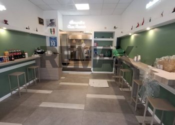 Ricezione / Lobby - Locale Commerciale Via Napoli Piscinola
91, Napoli - foto 25