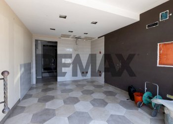 Stanza vuota - Commercial Premises via Riviera di Chiaia
172, Napoli - photo 6