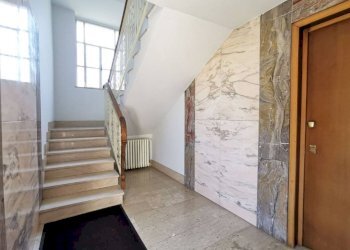 Interno palazzo - Villa via Monte Grappa, 27, Leini - foto 8