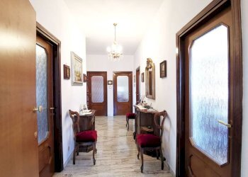 Ingresso - Villa via Monte Grappa, 27, Leini - foto 11