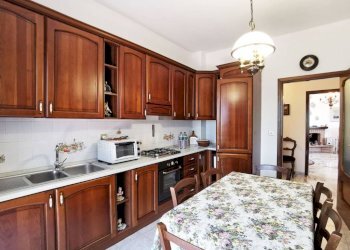 Cucina - Villa via Monte Grappa, 27, Leini - foto 26