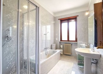 Bagno - Villa via Monte Grappa, 27, Leini - foto 34