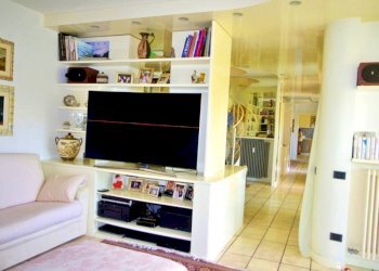 Salone - Appartamento Busto Arsizio - foto 2