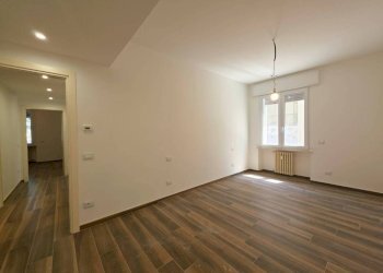 Camera da letto - Four-room apartment viale Partigiani d'Italia, Parma - photo 15