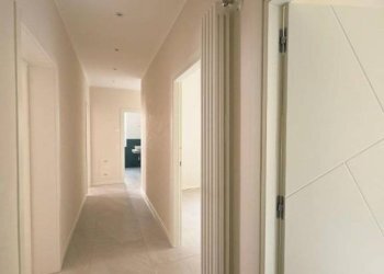Corridoio - Four-room apartment piazzale Pablo, SN, Parma (neighborhood Pablo) - photo 15