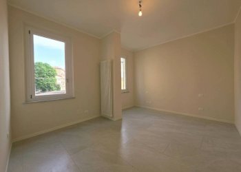 Camera da letto - Four-room apartment piazzale Pablo, SN, Parma (neighborhood Pablo) - photo 19
