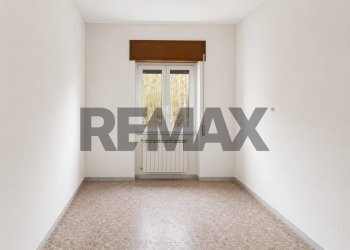 Stanza vuota - Villa Via Papa Giovanni XXIII
 
16, Casali del Manco - foto 4
