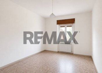 Stanza vuota - Villa Via Papa Giovanni XXIII
 
16, Casali del Manco - foto 6