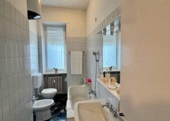 Bagno - Appartamento piazza San Paolo, 1, Biella - foto 18