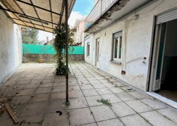 Terrazzo - Quadrilocale via Zara, 8, Biella - foto 1