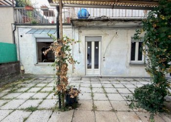 Facciata - Quadrilocale via Zara, 8, Biella - foto 27