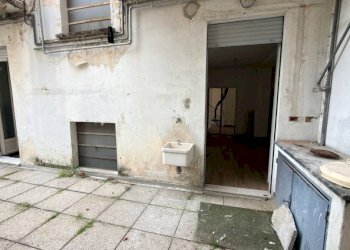 Terrazzo - Trilocale via Zara, 8, Biella - foto 12