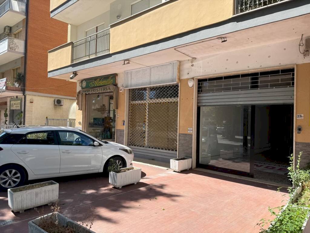 Facciata - Shop viale Alcione, 23/c, Francavilla al Mare - photo 3