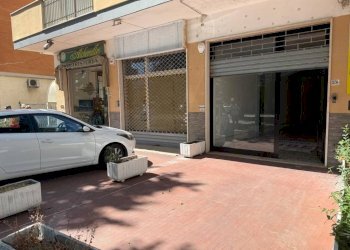 Facciata - Shop viale Alcione, 23/c, Francavilla al Mare - photo 2