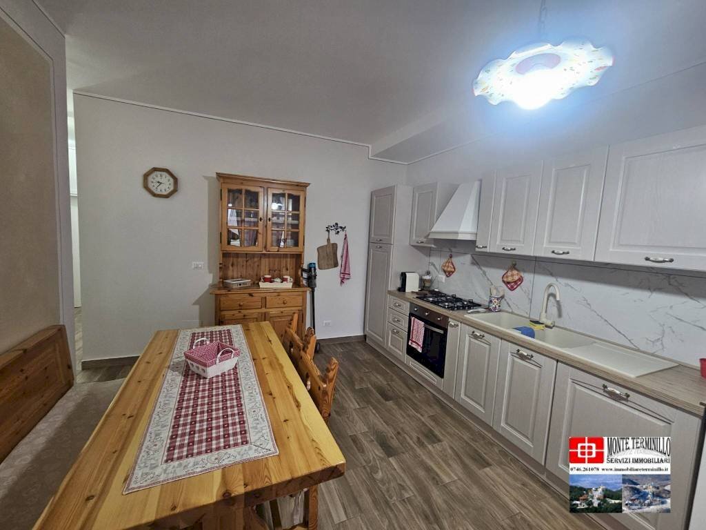 Cucina - Three-room apartment SP10, Micigliano - photo 2
