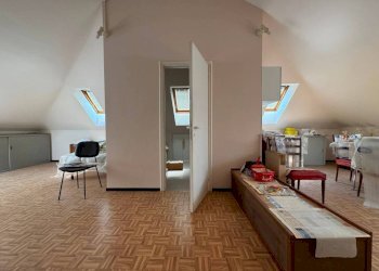 Camera da letto - Attic via Giovanni Battista Bongioanni, 15, Cuneo (neighborhood Donatello) - photo 3