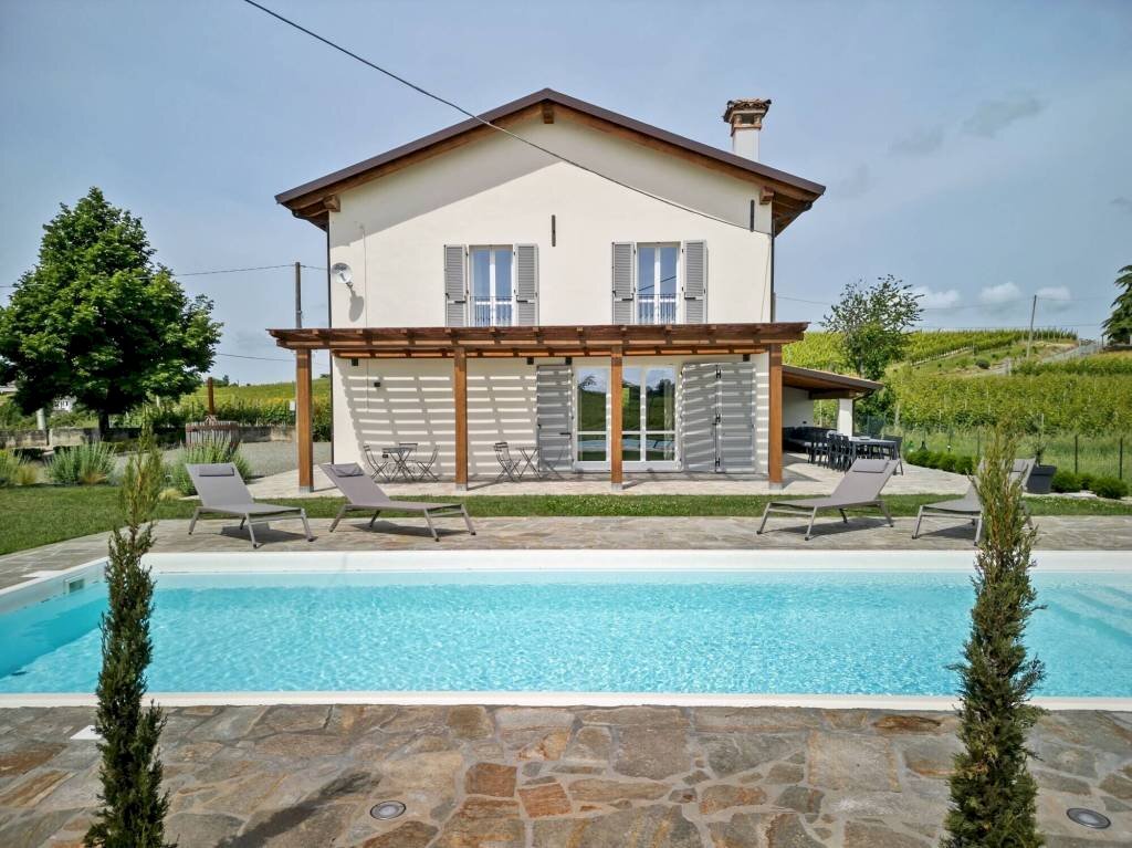 Piscina - Villa strada Bricco, 46, Nizza Monferrato - photo 2