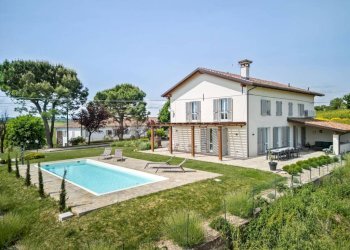 Piscina - Villa strada Bricco, 46, Nizza Monferrato - photo 6