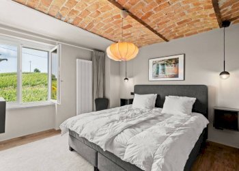 Camera da letto - Villa strada Bricco, 46, Nizza Monferrato - photo 41