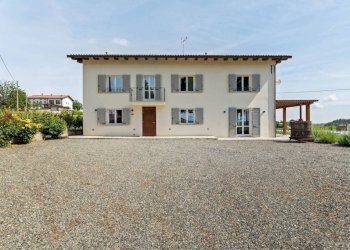 Facciata - Villa strada Bricco, 46, Nizza Monferrato - photo 50