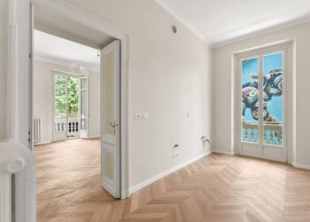 Salone - Appartamento via Milazzo, 2, Torino (zona Borgo Po) - foto 11