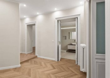 Corridoio - Appartamento via Milazzo, 2, Torino (zona Borgo Po) - foto 15