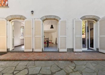 Cortile interno - Villa strada dei Ronchi, 117, Torino - photo 3