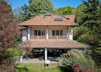 Facciata - Villa strada dei Ronchi, 117, Torino - photo 13