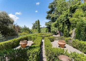 Giardino - Villa strada Comunale Santa Margherita, 202, Torino (neighborhood Borgo Po) - photo 2