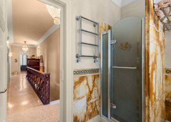 Corridoio - Villa strada Comunale Santa Margherita, 202, Torino (neighborhood Borgo Po) - photo 47