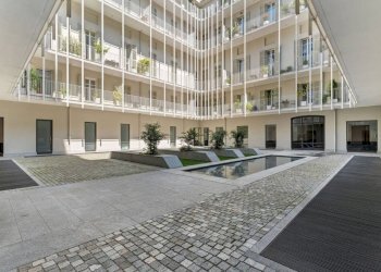Cortile interno - Bilocale via Alfieri, 22, Torino (zona Centro) - foto 18
